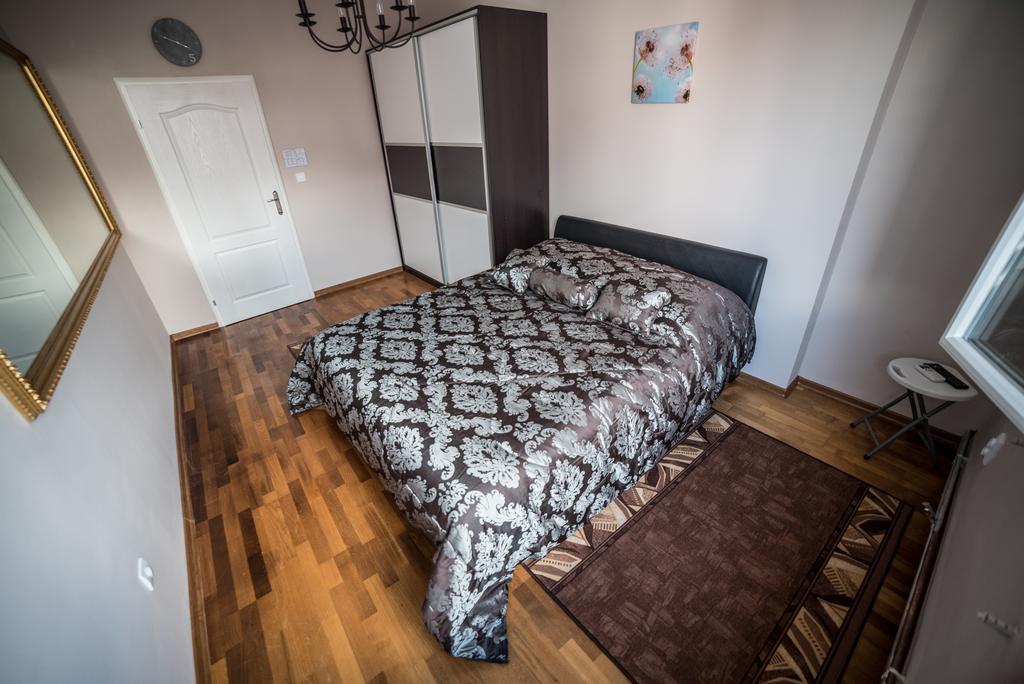 Suites Donna Bihac Exterior photo